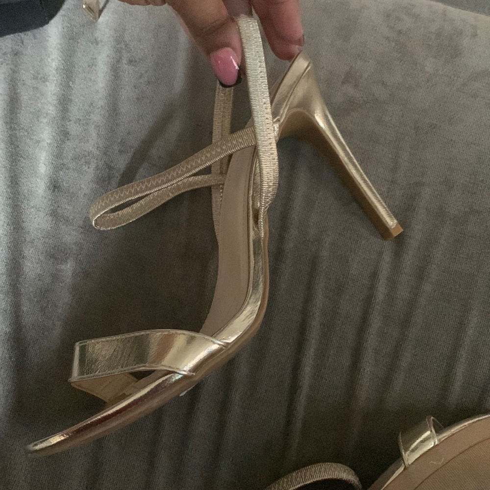 Gold open toe heels - FashionNova